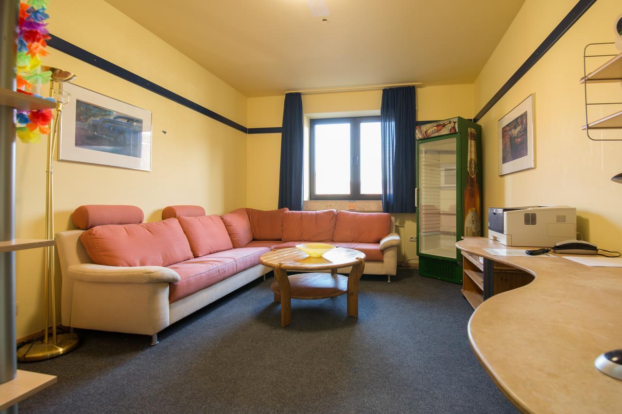 Youtel Jugendhotel Bitburg Exterior foto